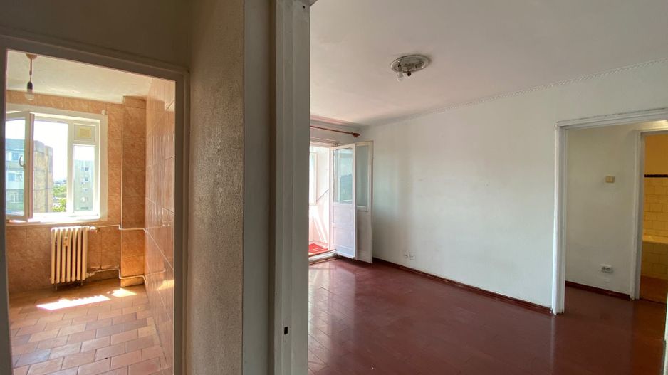 Apartament 2 camere de vanzare Drumul Taberei - Poză 6