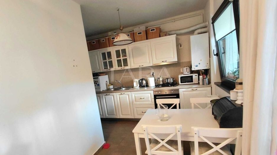 Apartament modern 3 camere cu terasă generoasă, zona Borhanci - Poză 1