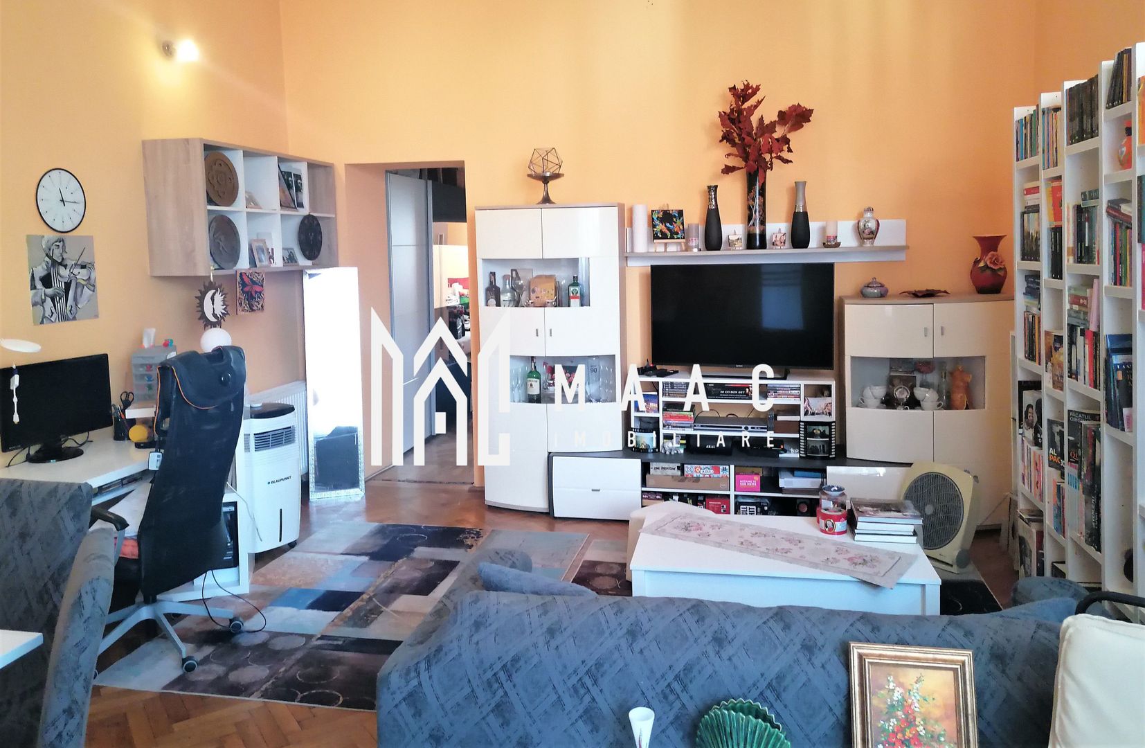 Apartament 3 camere I Etajul 1 I Loc de parcare I Piata Mare - Poză 1