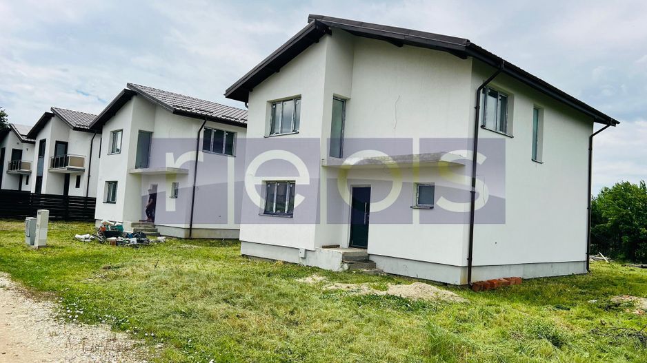 VILA DE VANZARE CORBEANCA 450 MP 6 CAMERE - Poză 5