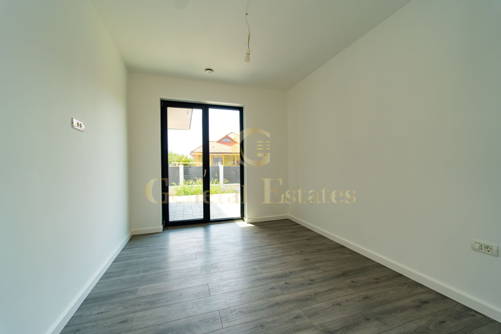 Casă modernă, parter, Halchiu – la doar 15 minute de Brașov - Poză 9