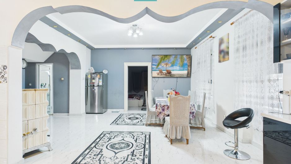 Două case, curte mare, lângă Castelul Huniazilor - Poză 15