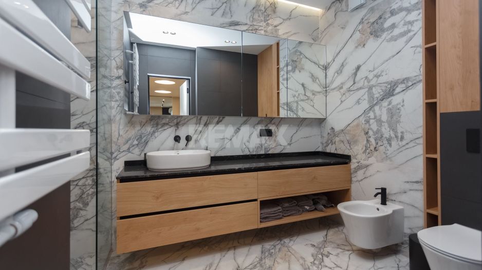 De închiriat apartament, 2 dormitoare, str. Teatrală 3, Centru. - Poză 16