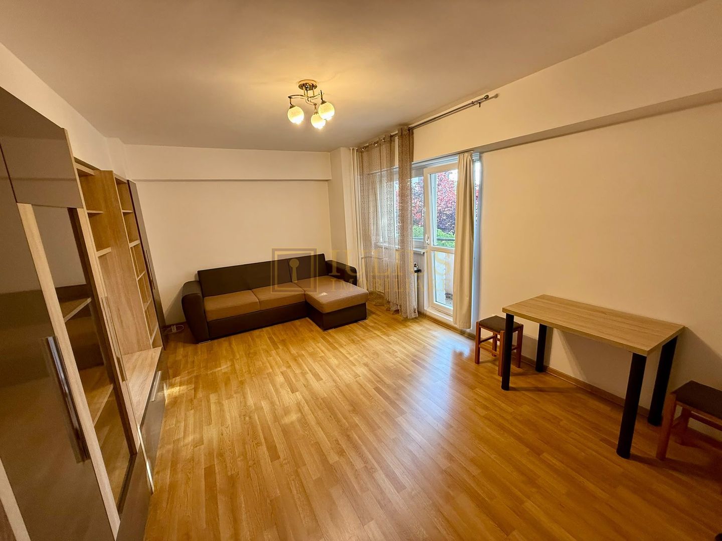 1 camera| apartament frumos| vis a vis de Uranus Plaza| etaj 1 - Poză 2