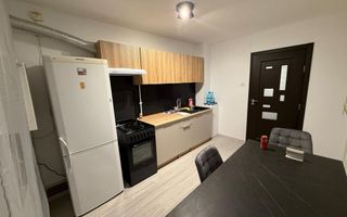 Apartament 3 camere, Parc Romanescu decomandat - Poză 2