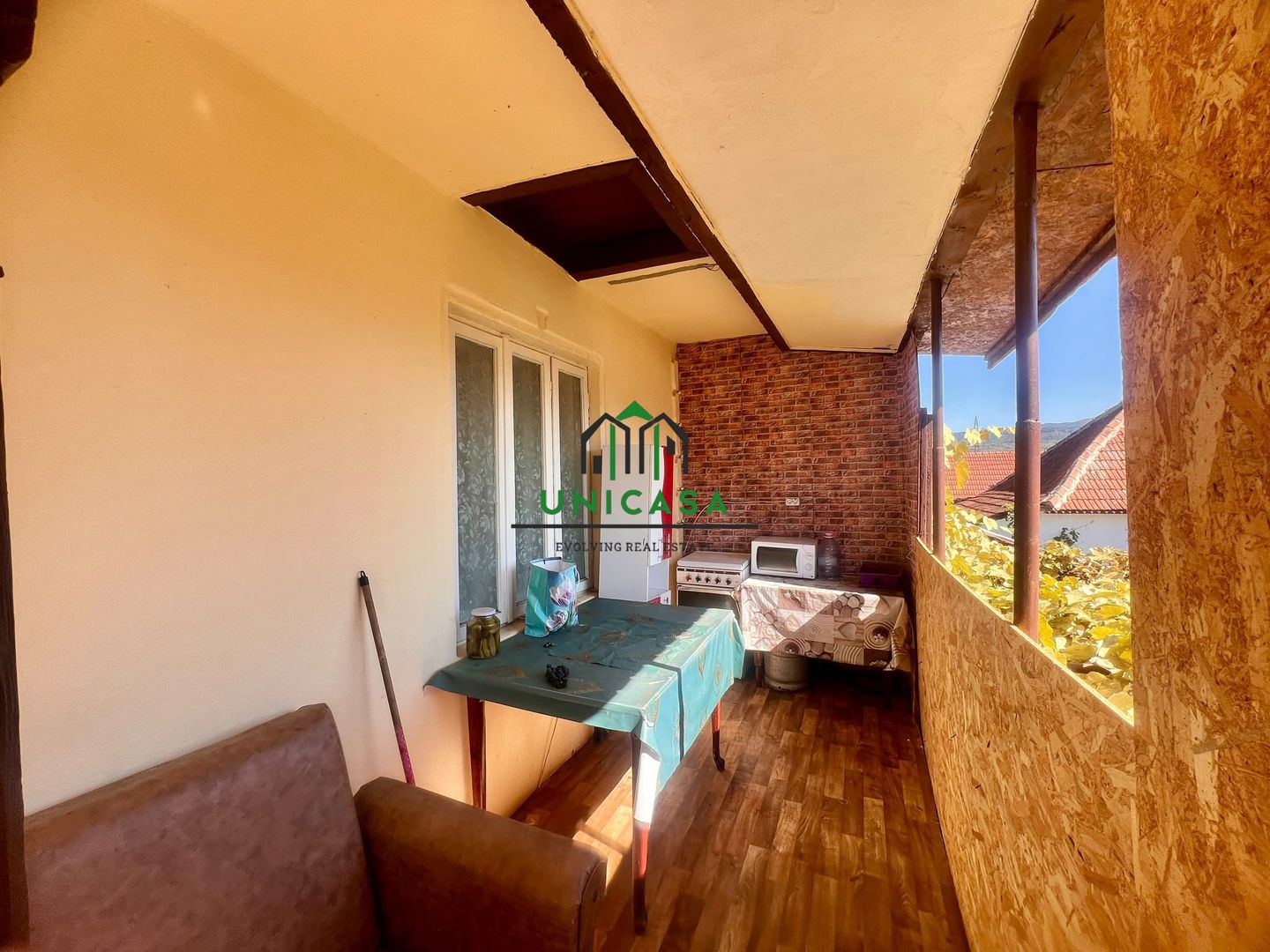 CASĂ DE VÂNZARE ÎN CĂLIMĂNEȘTI / JUDEȚUL VÂLCEA / 52.000 € - Poză 9