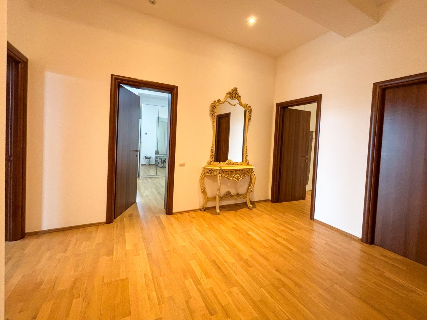 Închirie Penthouse 5 camere | Terasă 350mp - Poză 16