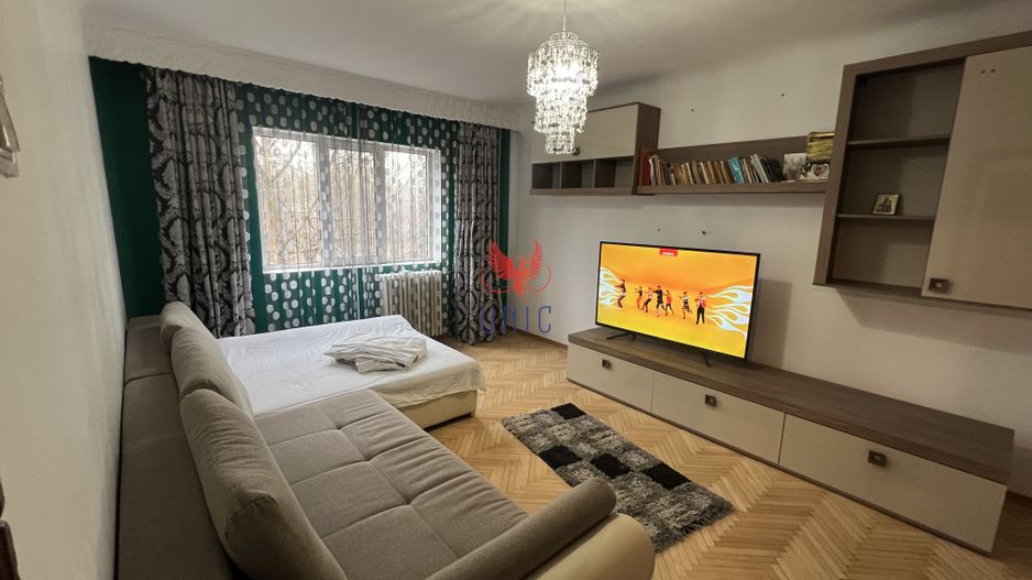 Apartament 4 camere Consul - Poză 1