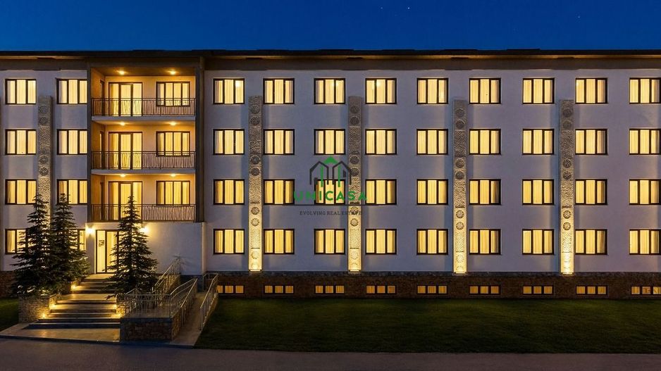 Bloc de apartamente - Brezoi - Poză 2