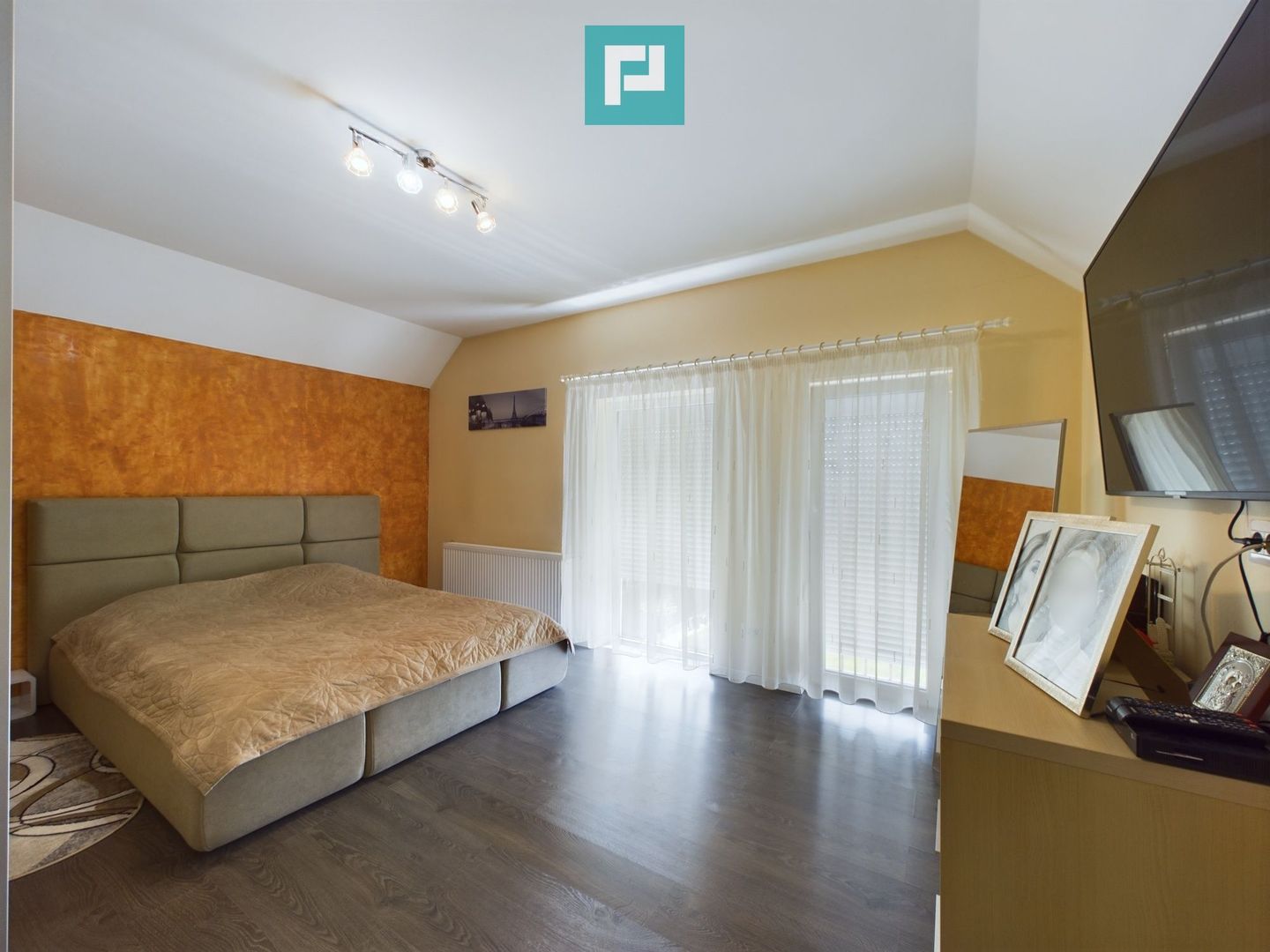 Casa ideală pentru familia ta, în Via Carmina - Poză 11