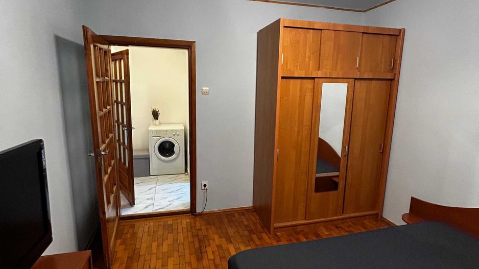 1 MAI-Piata Chibrit Apartament 2 camere - Poză 4