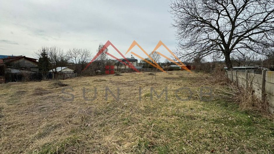 Teren intravilan 2992 mp, zona centrala, fara trafic auto, Campina - Poză 1