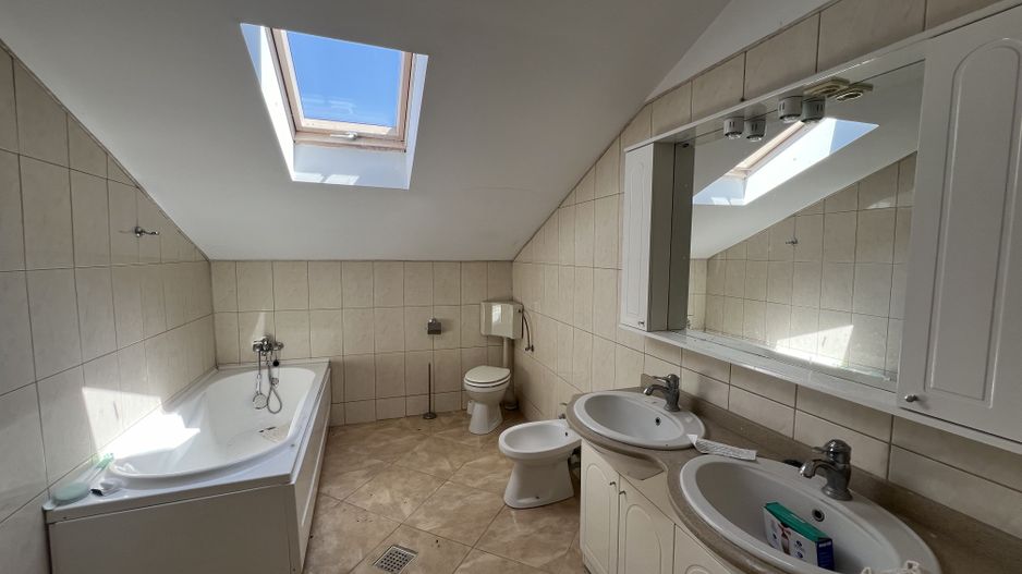 Vila superba cu teren Crevedia - Darza - Poză 6