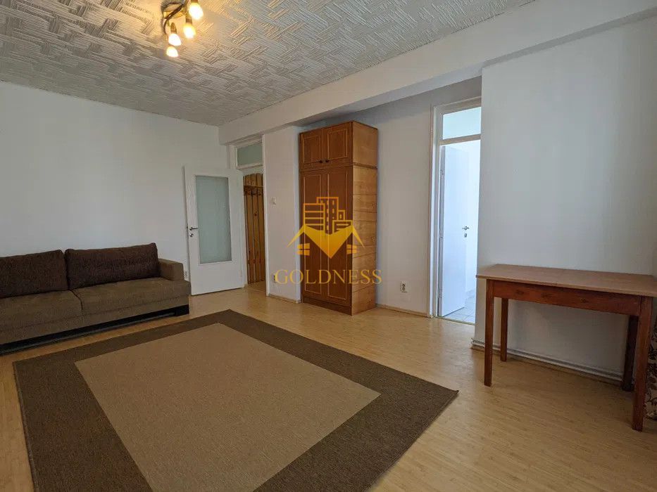 1 camera, Parcul Rozelor, Supeco, Plopilor, Carrefour, OMV - Poză 2