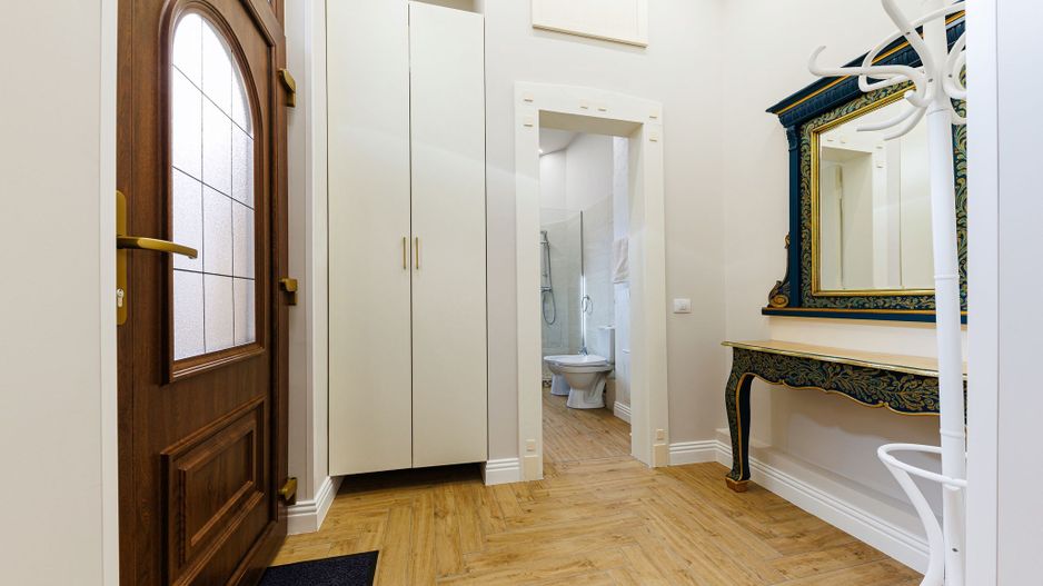 Apartament premium în cladire istorică - Poză 10