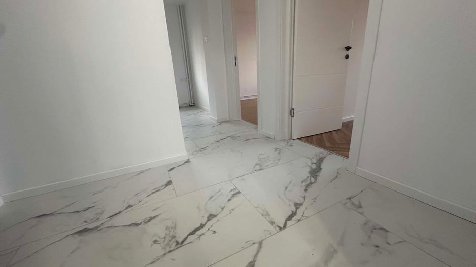 Circumvalatiunii | 2 Camere | Decomandat | Etaj intermediar | Centrala Proprie - Poză 2