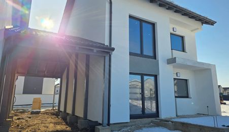 Casa cu carport si terasa, Selimbar, Sibiu