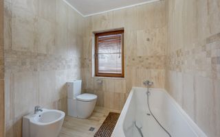 Vila de vanzare in Otopeni-central, zona linistita-Comision 0% - Poză 33