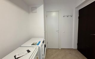 De inchiriat apartament 2 camere vedere Bd Magheru recent renovat - Poză 10