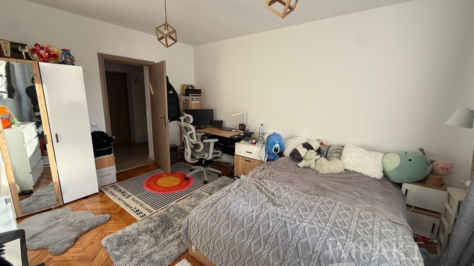 3 camere de inchiriat in zona Platinia - Poză 6