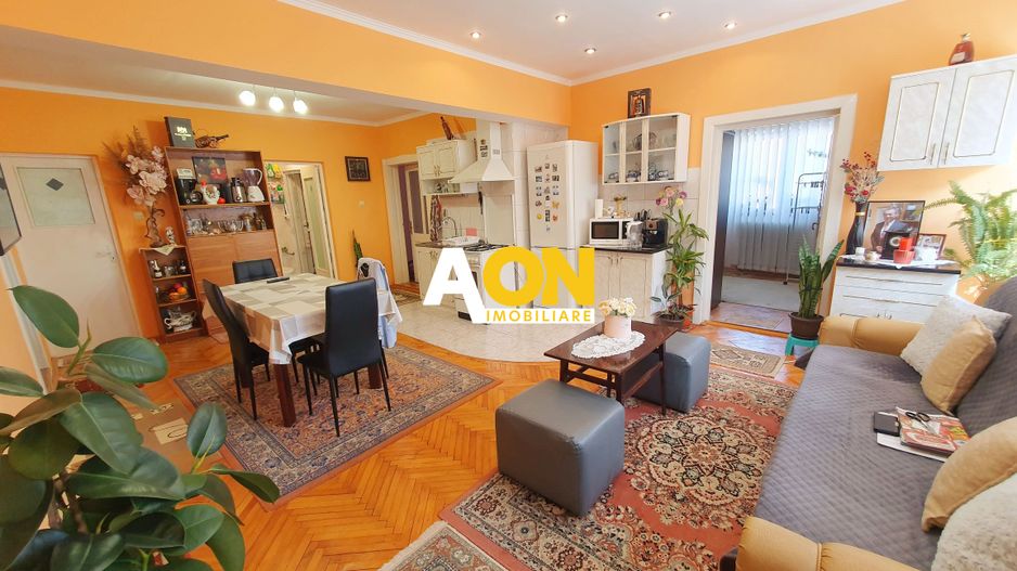 Casa 4 camere, 2 bai, 86 mp utili, renovata, zona Lipoveni - Poză 1