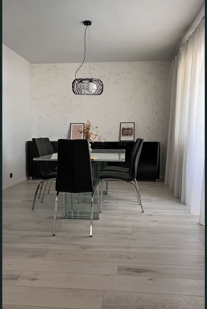 AP. 4 CAMERE - LA VILA, CENTRALA PROPRIE, CURTE, BUCATARIE INCHISA - Poză 1