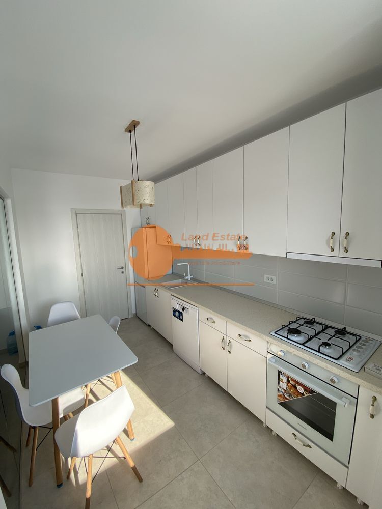 3 camere Crangasi - Poză 4