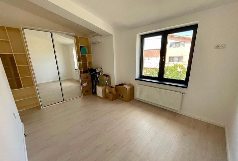 De vanzare vila de lux ,  Cartierul Armatei - Poză 13