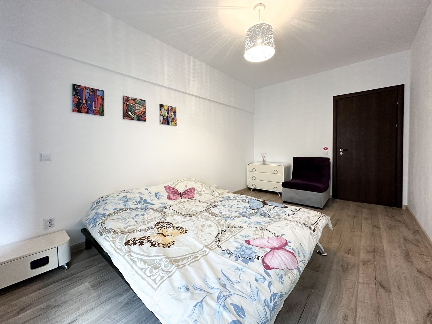2 camere + boxa + parcare + acces piscina - Poză 2