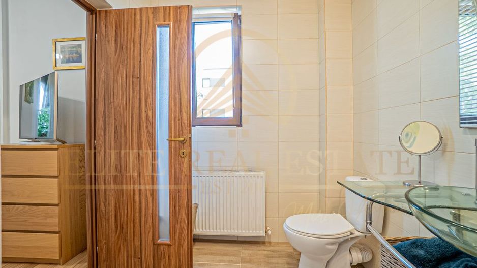 Viluta cocheta cu curte frumoasa in Mamaia Sat! - Poză 18