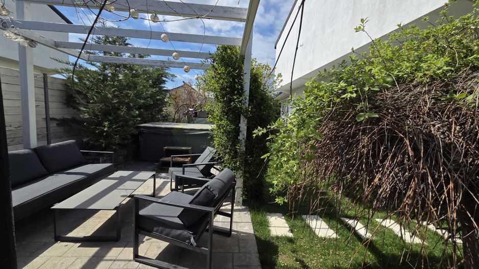 Casă modernă de vânzare în Tunari – Jacuzzi | Foisor | Panouri fotovoltaice - Poză 5