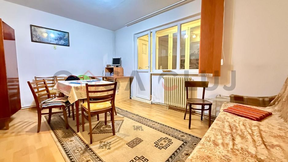 4 camere, etaj intermediar, lângă Grădinița Dumbrava - Poză 1