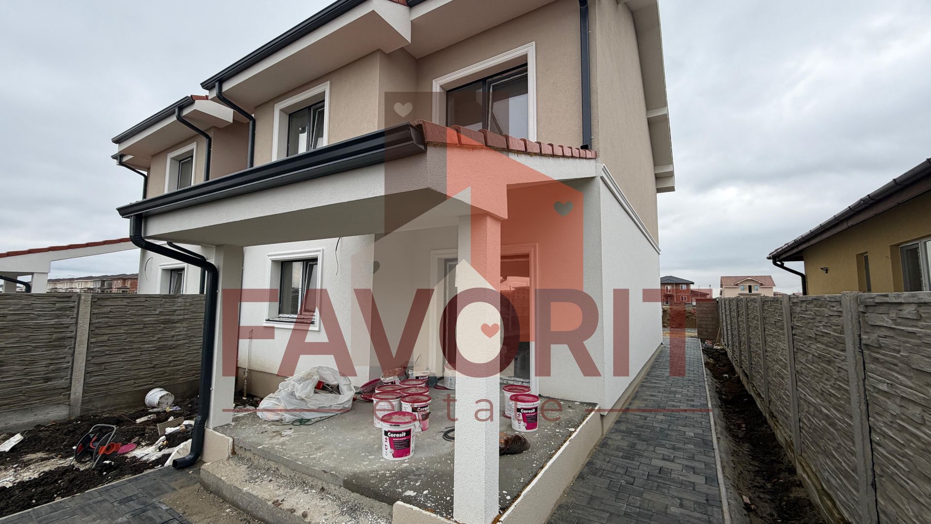 Duplex despartit | Inainte de Kaufland | Toate utilitatile | Curte amenajata - Poză 3