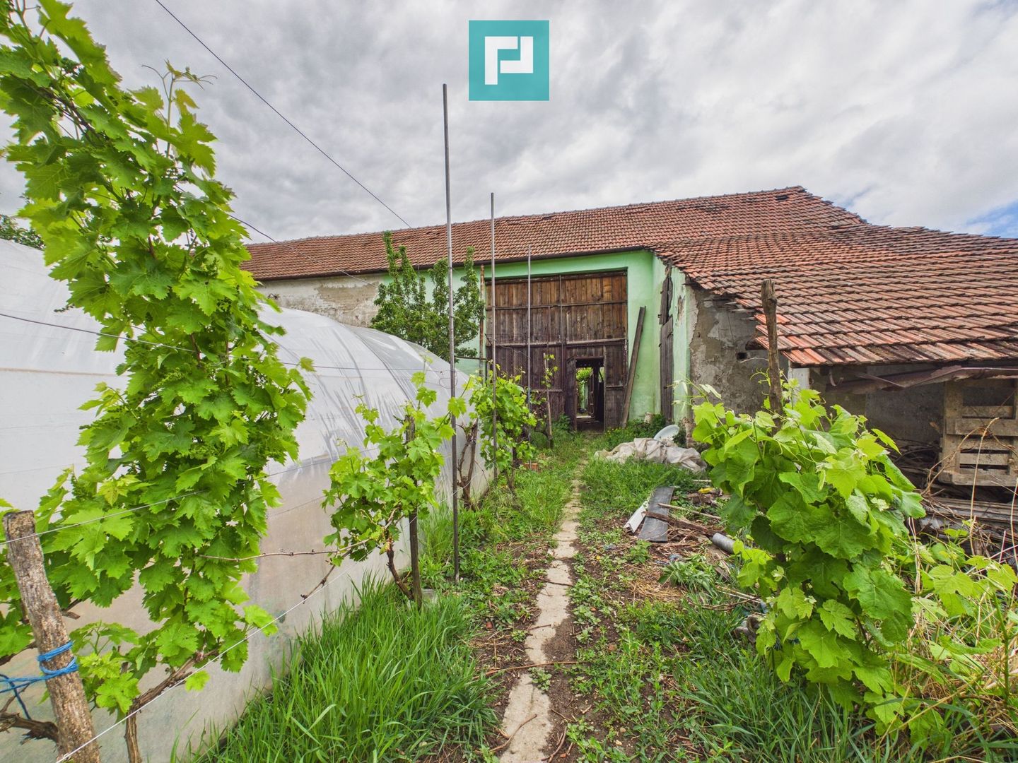 Casa cu teren 1050mp, Aradul Nou - Poză 4