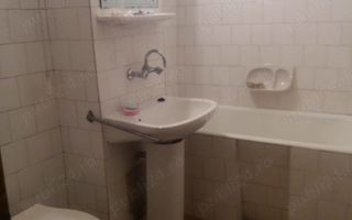 Apartament 4 camere de vanzare - Poză 7