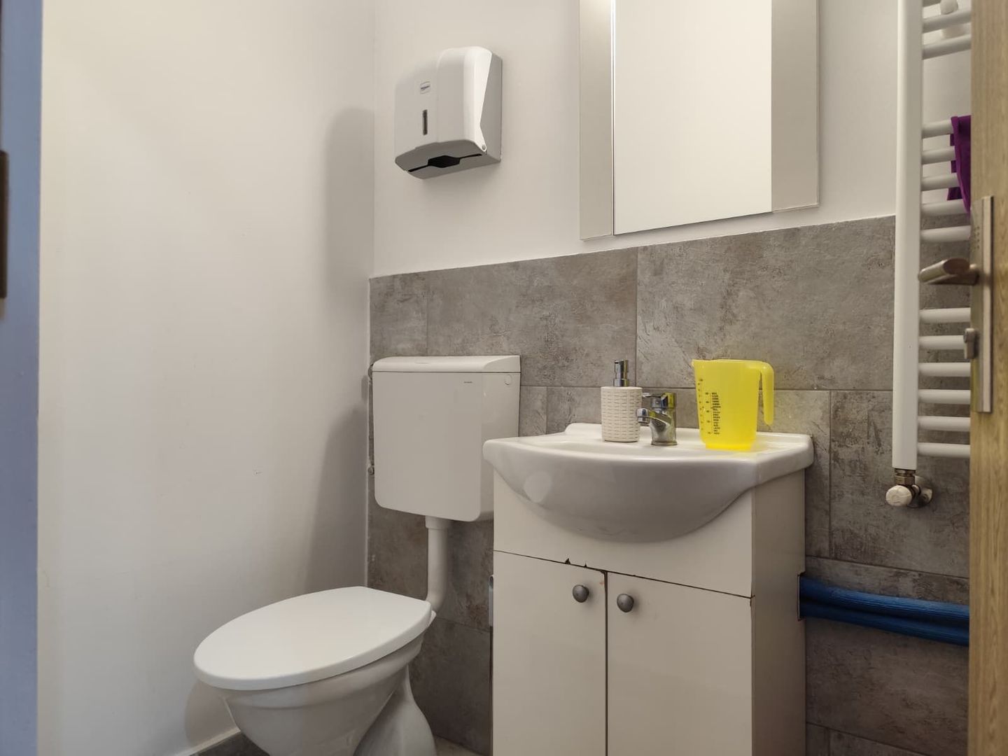 Inchiriere salon de infrumusetare – afacere la cheie, zona Lidl Iosia - Poză 16