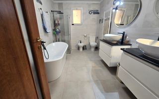 Casa 5 Camere, 2 Bai, 600mp Teren, Zona Oarda - Poză 7