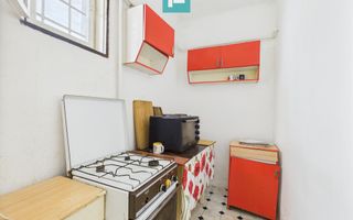 Apartament la casă cu 4 camere în Pârneava - Poză 4