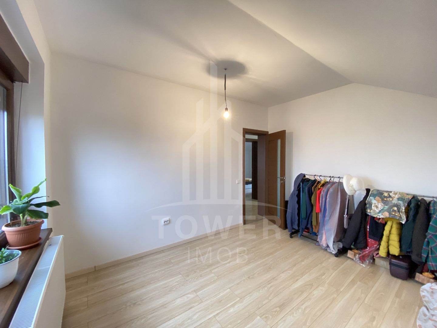 Casă individuală 5 camere cu 372 mp teren în Bavaria - Poză 13