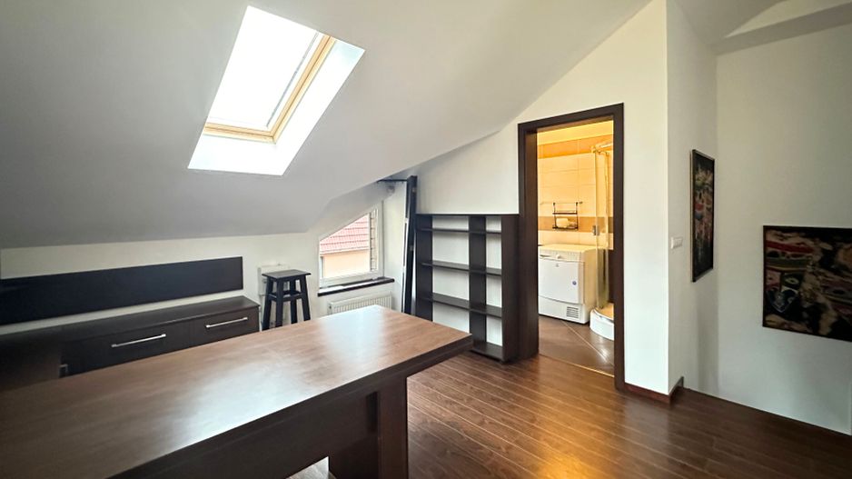 Închiriere casa duplex primitor creat pentru confort liniște și momente frumoase - Poză 28