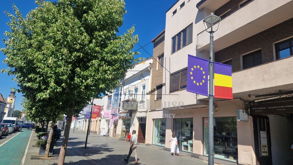 Apartament 4 camere, finisat, 122 mp, Bulevardul Eroilor Cluj - Poză 37