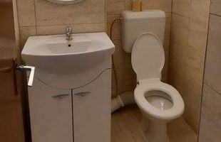 3 camere | 2 bai | Etaj 1 | Zona excelenta | - Poză 9