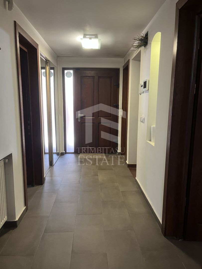 ANDRONACHE | Vila 4 Camere | Garaj  | Curte Verde | Ciubar & BBQ - Poză 25