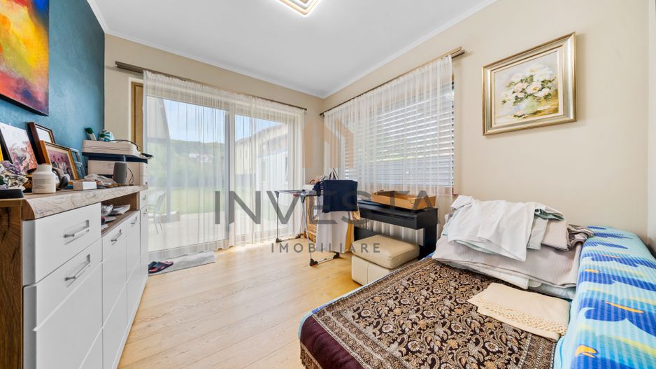 Vila exclusivista cu design elegant si eficienta energetica, Faget - Poză 10