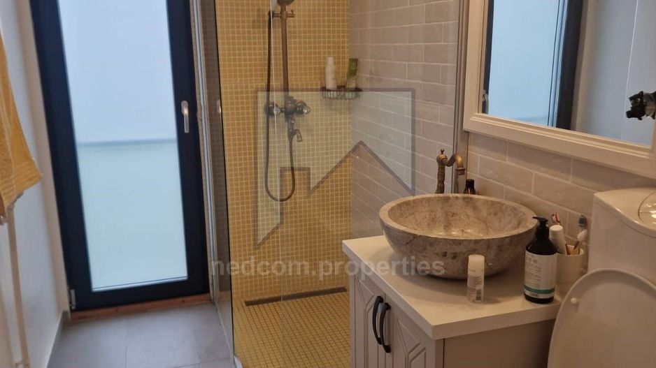 Vanzare Casa Individuala cu 700mp teren - Stefanestii De Sus - Poză 13