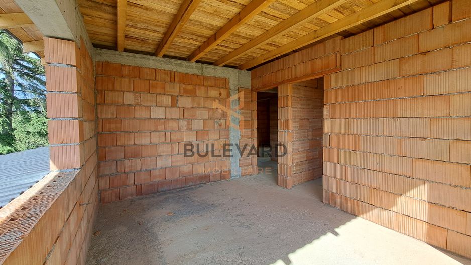 Casa la rosu 172 mp utili, 750 mp teren, view superb! - Poză 25