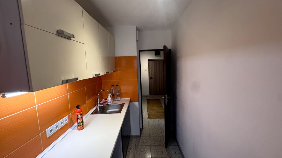 Garsoniera spațioasă | Parter, zona Vitan | locuit/investiție/firma - Poză 4