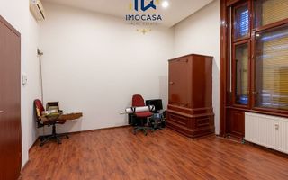 De inchiriat etaj-ul 1 din Palatul Bohus Arad cu o suprafata generoasa - Poză 4