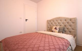 3 camere, etaj 2, lift, prima inchiriere, vedere spre Bega - Poză 9