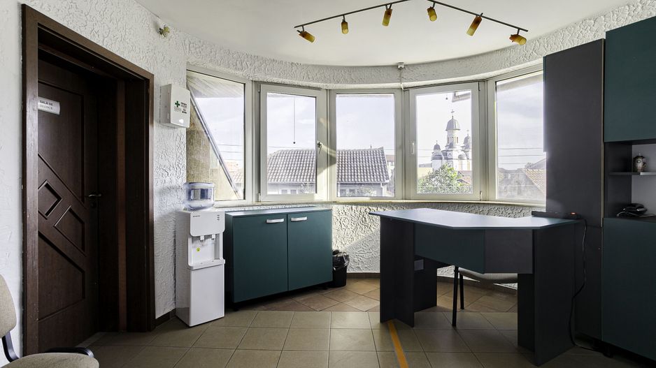 Oportunitate pentru afacerea ta- Spațiu cu destinație multiplă - Poză 8